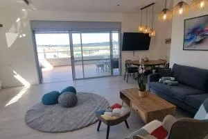 למרגלות הגלבוע - Gan Ner