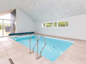 10 person holiday home in Jerup-By Traum