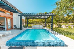 Beautiful bungalow with private pool AB23, Punta Cana