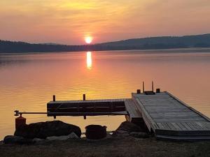A Cottage with boat sauna & whirlpool as optional
