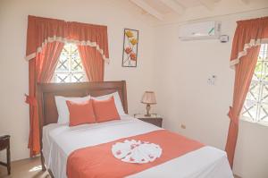 Happy Holidays at Drax Hall Country Club