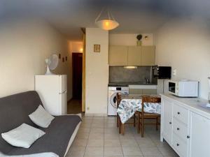 Studio à 5 min des Thermes, balcon, animaux admis - FR-1-503-98