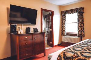 Standard King Room room in Tom Quick Inn