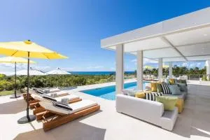 Luxurious Solis Villa Breathtaking 7-BR Oceanview Retreat in Prestigious Gated Community - Baie Longue