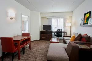 Residence Inn by Marriott Chicago SchaumburgWoodfield Mall