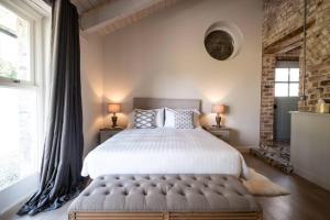 The Mews -- Luxury Stay at Bellingham Estate