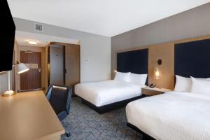 Queen Room with Two Queen Beds room in Fairfield Inn & Suites by Marriott Minneapolis Downtown