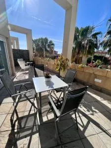 GATU Villa Atardecer en la playa de las Redes " Preferente mayores de 25 años y familias " - Inmaculada