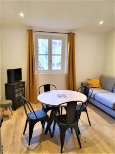 Appart lumineux de lHôtel de Ville