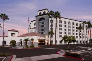 Courtyard by Marriott San Diego Miramar - باواي