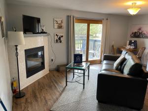 One-Bedroom Holiday Home room in Goose's Gander Suite