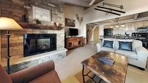 Timberline Condominiums 1 Bedroom plus Loft Deluxe Unit D3B - Redstone