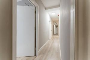 Central London Delight -Cozy Kitchenette for Your Urban Retreat