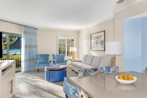 Two-Bedroom Villa with Oceanfront View room in Marriott's Barony Beach Club