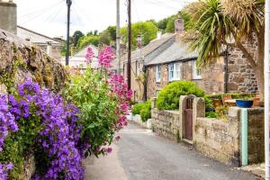 Abbey Cottage, Close to Mousehole Harbour