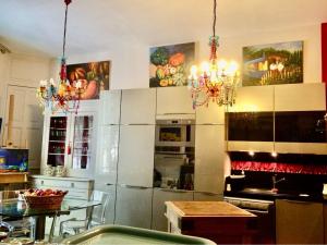 Maisons de vacances Tasteful holiday home in Saint-Laurent-d Aigouze with garden : photos des chambres