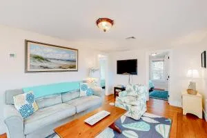 Cataumet Cottage - بورن