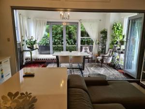 Vista Unit + Bamboo House Close to the City & Airport & Train station and Brighton Le Sands Beach