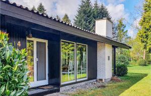 Holiday Home Dronningmolle With Fireplace I