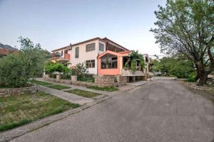 Apartments in Starigrad-Paklenica 43533