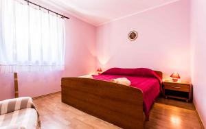 Apartment in Vrbnik - Insel Krk 13594 