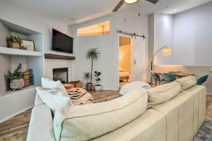 Pet-Friendly Scottsdale Retreat with Pool and Balcony!