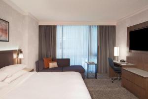King Room room in Dallas Marriott Downtown