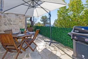 Appartements Villa d exception avec terrasse, jacuzzi, vue mer, parking, en plein coeur du village de Eze : photos des chambres