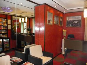 Hotels Hotel des Buttes Chaumont : photos des chambres