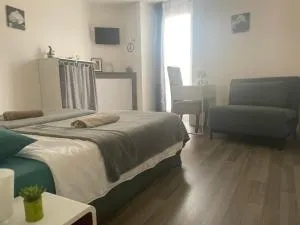 Gîte:"sur le chemin" - Montmurat