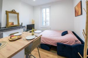 Appartements Romantique Duplex au pied de la cite : photos des chambres