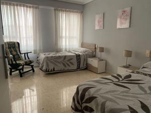 Disfruta de la playa, mar y sol en santa pola