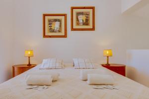 Small Villa 4Pax -Shared Pool @ Homesbyfc