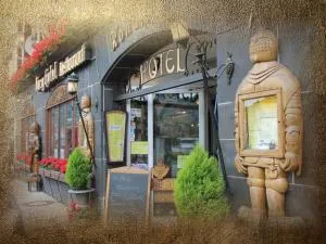 Burg-Hotel & Hostel Cochem - Ediger-Eller