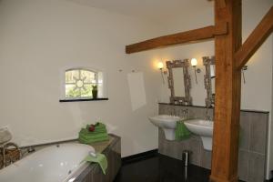 B&B Farmhouse De Loksheuvel