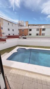 Precioso apartamento con piscina a 3 minutos de la playa en coche
