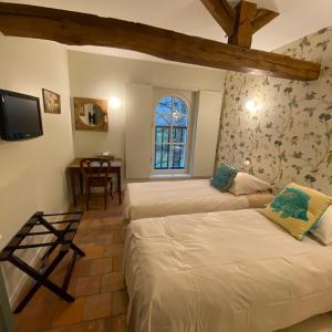 B&B / Chambres d'hotes La Gironnerie : photos des chambres