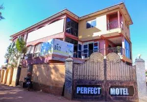 Perfect Motel - Mengo