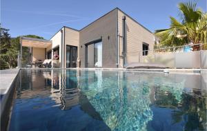 Beautiful Home In Cavalaire-Sur-Mer