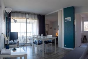 Appartements Beau F2, vue sur mer, a deux pas de Courseulles. : photos des chambres