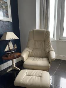 Smugglers View Stunning harbour and coast views