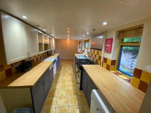 Southgate Lodge - SingleTwin, Double and Family rooms