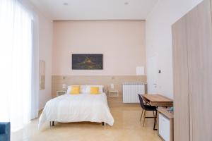 Leone Suites Toledo