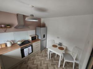 Newly renovated private Annex by the Sea
