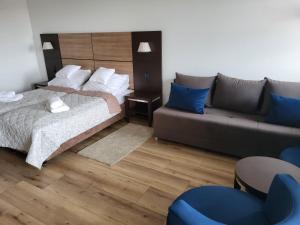 Apartament prywatny w 4 -gwiazdkowym Hotelu Diva, 250m do morza, blisko dworzec PKP, WiFi darmowe, Parking, Balkon, Basen, Sauna, Grota solna, SPA, Siłownia, Restauracje,