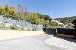 Appartements Studio au calme, avec terrasse et parking a Eze village : photos des chambres