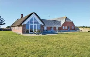 Lovely Home In Ringkøbing With Wifi - Klegod