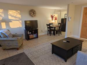 Waterfront ground floor condo Sheepscot Harbour Vacation Club 1 Bedroom Condo #205