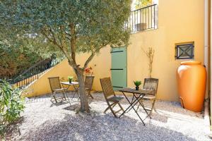 Appartements Studio tout confort avec parking et terrasse a Eze village : photos des chambres