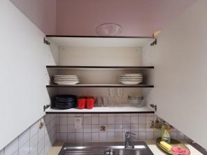 Simple Studio 36m2 in the Center of Burgdorf private Parking SMALL BATHROOM